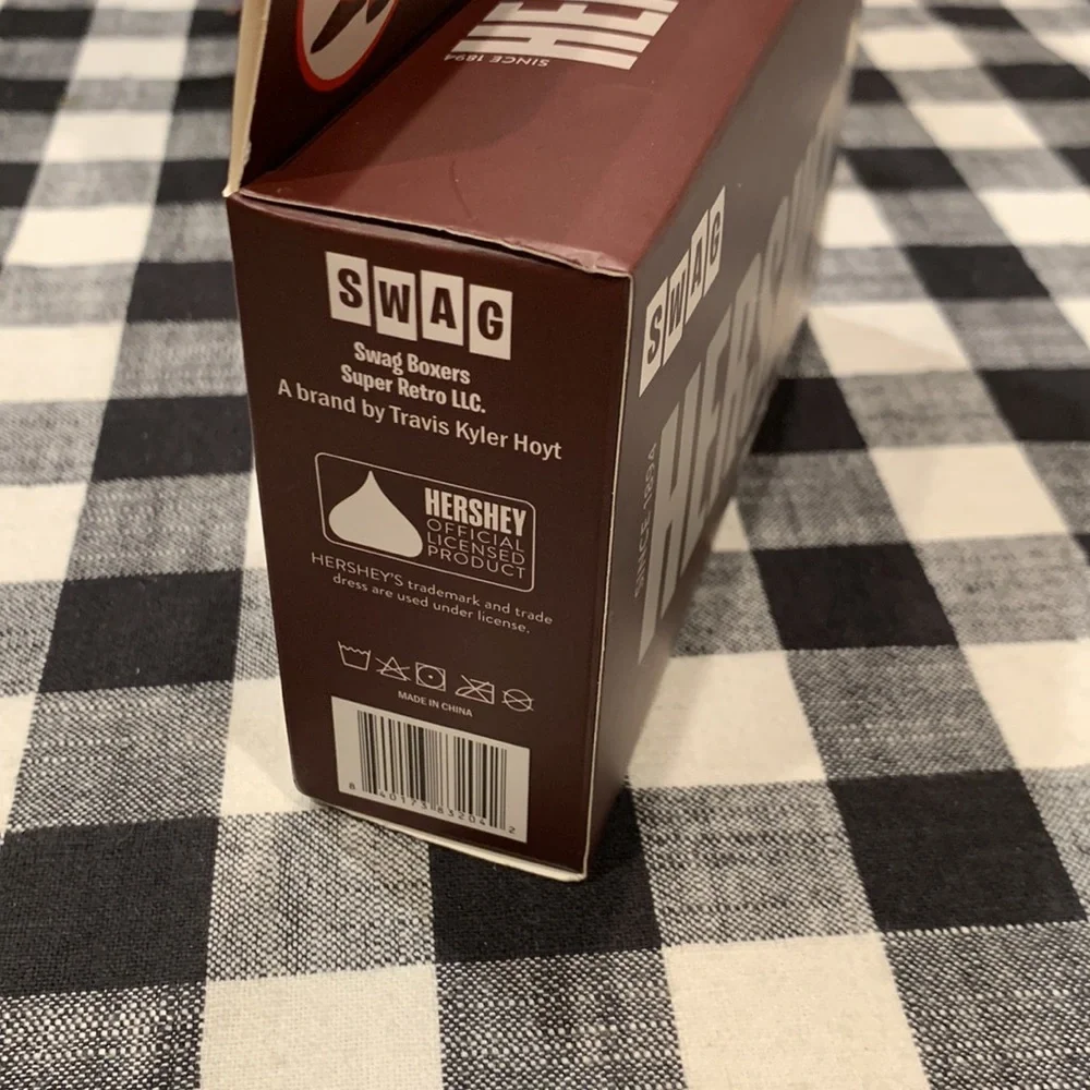 Hershey’s Milk Chocolate Swag Crew Length Socks